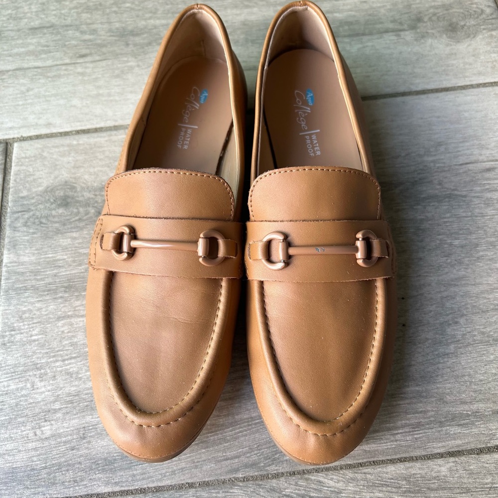 Loafers with Buckle Detail, water proof